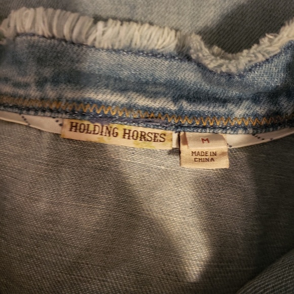 Anthro Holding Horses top - Picture 7 of 8